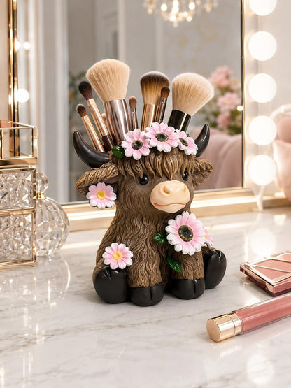 Highland Cow Makeup Brush & Pen Holder — product image 6