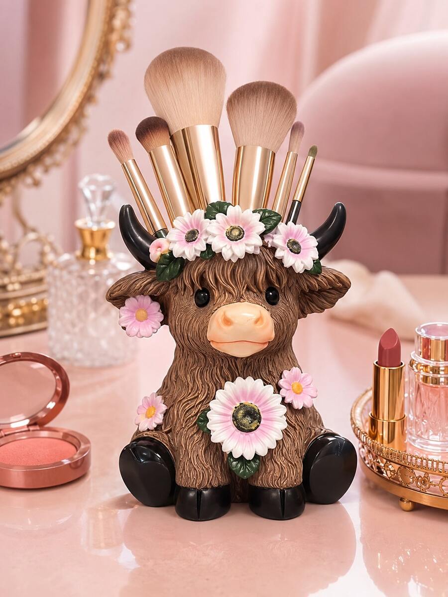 Highland Cow Makeup Brush & Pen Holder — product image 5